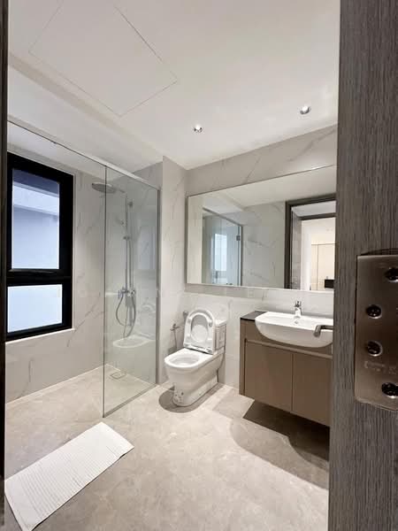 Servis Apartment untuk Disewa di Agile Bukit Bintang - Joanne Leong - Bathroom - PropertyGuru.com.my