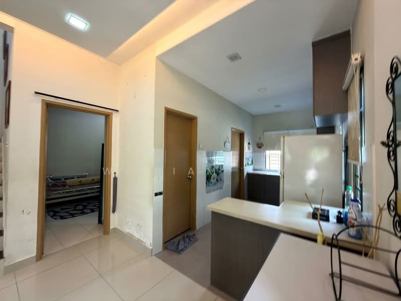Terraced House for Sale in Taman Seri Austin (Tebrau) - William Tay - Kitchen - PropertyGuru.com.my