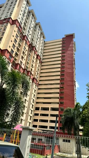 Pangsapuri untuk Disewa di Pangsapuri Permai Putera - Azri Zabidin - Exterior - PropertyGuru.com.my