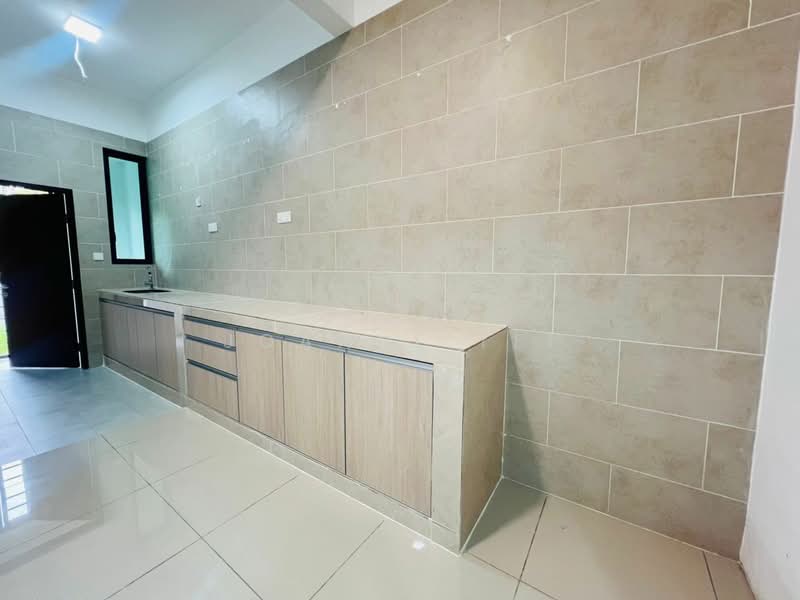 Semi-Detached House for Rent in Cyberjaya (Selangor) - Joanne Tei - Kitchen - PropertyGuru.com.my