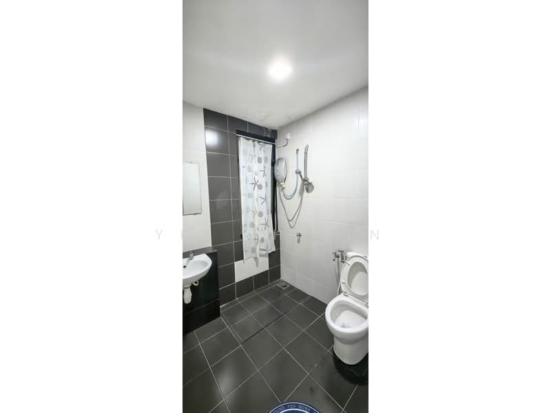 Apartment for Rent at Austin Regency (Pangsapuri Austin Perdana) - Yee Shiuen - Bathroom - PropertyGuru.com.my