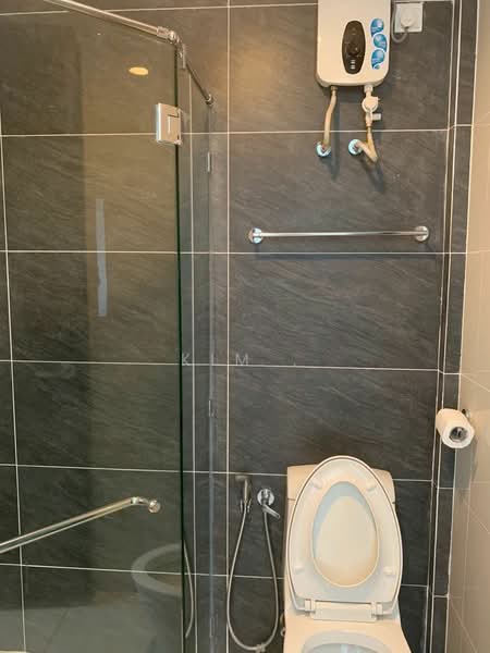 Kondominium untuk Disewa di Amberside @ Country Garden Danga Bay - Kim . - Bathroom - PropertyGuru.com.my