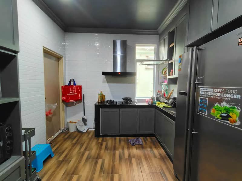 Rumah Teres 2 Tingkat untuk Dijual di Bandar Putra (Kulai) - NG ZEN XI - Kitchen - PropertyGuru.com.my