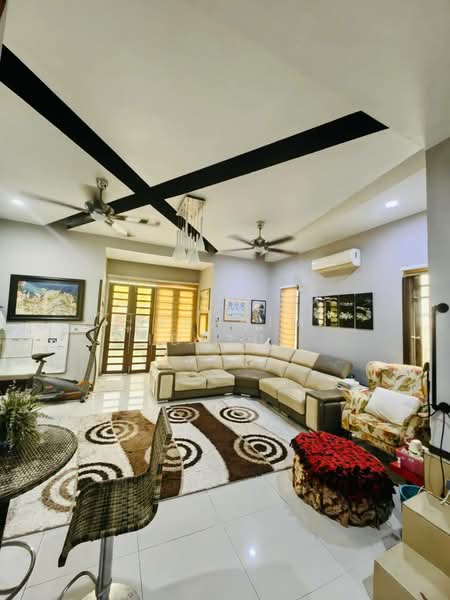 2.5-storey Terraced House for Sale in Kuala Selangor (Selangor) - Ibrahim Iderus - Living Room - PropertyGuru.com.my