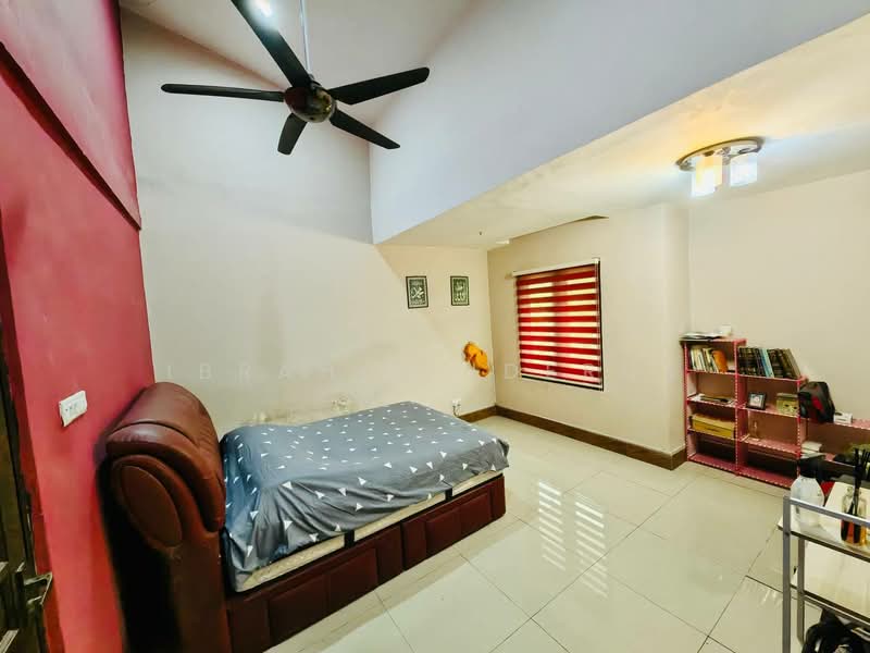 2.5-storey Terraced House for Sale in Kuala Selangor (Selangor) - Ibrahim Iderus - Bedroom - PropertyGuru.com.my