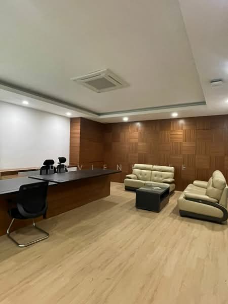 Kilang untuk Dijual di Gelang Patah (Johor) - Surviene Lee - Study - PropertyGuru.com.my