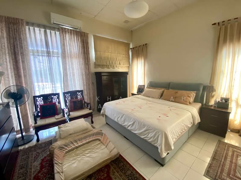 Semi-Detached House for Sale in Shah Alam (Selangor) - SITI KHAIRIYAH JAAFAR - Bedroom - PropertyGuru.com.my
