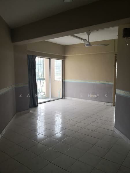 Kondominium untuk Dijual di D'Casa Condominium - Zamani Ishak - Living Room - PropertyGuru.com.my