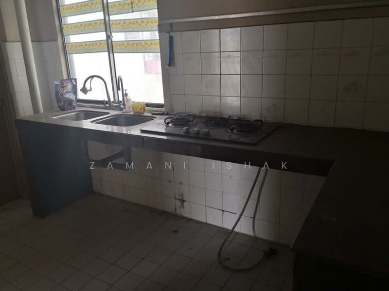 Kondominium untuk Dijual di D'Casa Condominium - Zamani Ishak - Kitchen - PropertyGuru.com.my