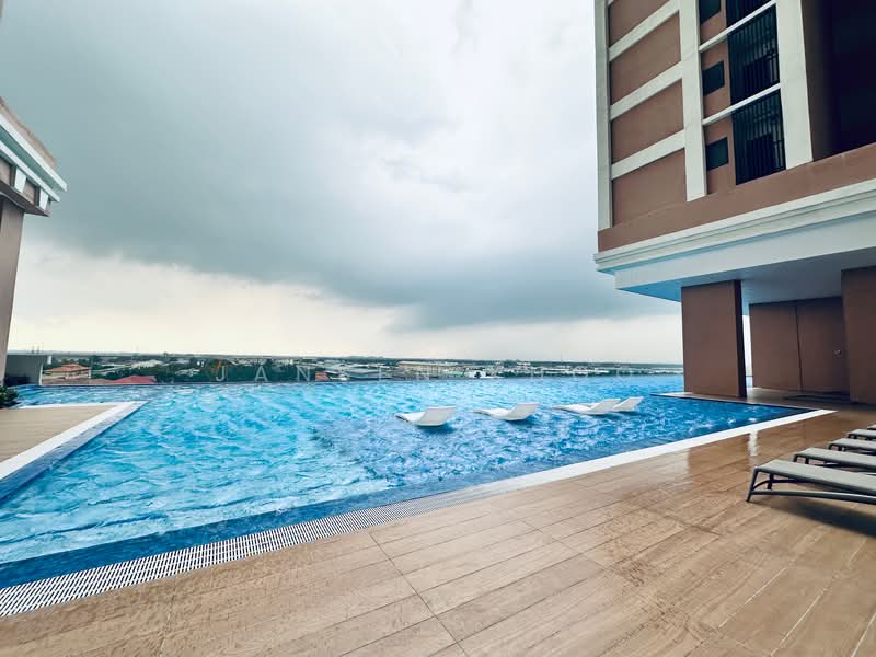 Service Residence for Rent at Princeton Suites @ EduSentral - Jansen Khoo - Pool - PropertyGuru.com.my