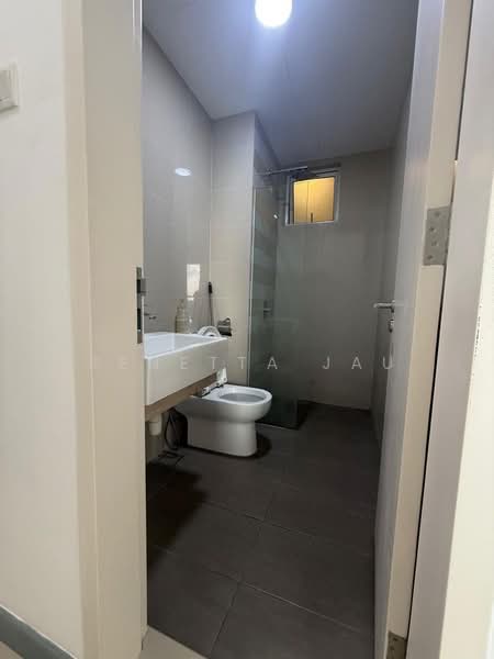 Servis Apartment untuk Disewa di Southbank Residence - Renetta Jau - Bathroom - PropertyGuru.com.my