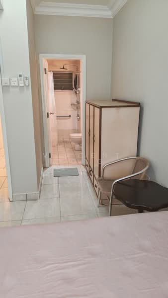 Kondominium untuk Dijual di Perdana View - Vincent Yong - Bathroom - PropertyGuru.com.my