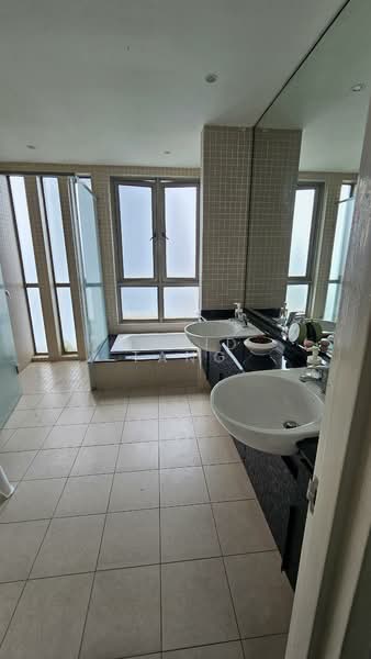 Condominium for Sale at The Maple Condominium - David Tang - Bathroom - PropertyGuru.com.my