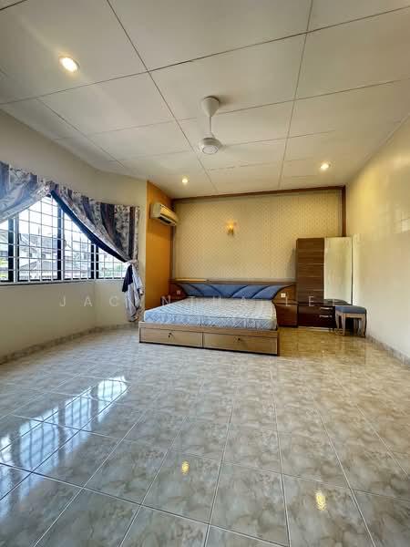 Untuk Dijual - Sungai Ara