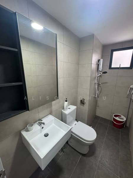 Servis Apartment untuk Disewa di M Luna - Alison Chiu - Bathroom - PropertyGuru.com.my