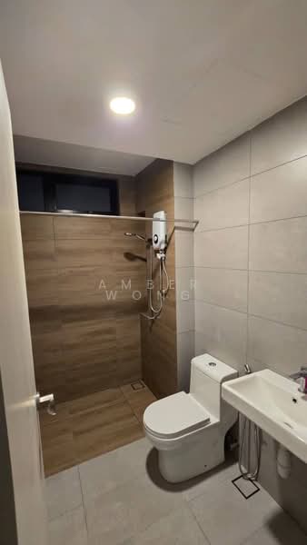 Service Residence for Rent at Vivo Executive Apartment - Amber Wong - Bathroom - PropertyGuru.com.my
