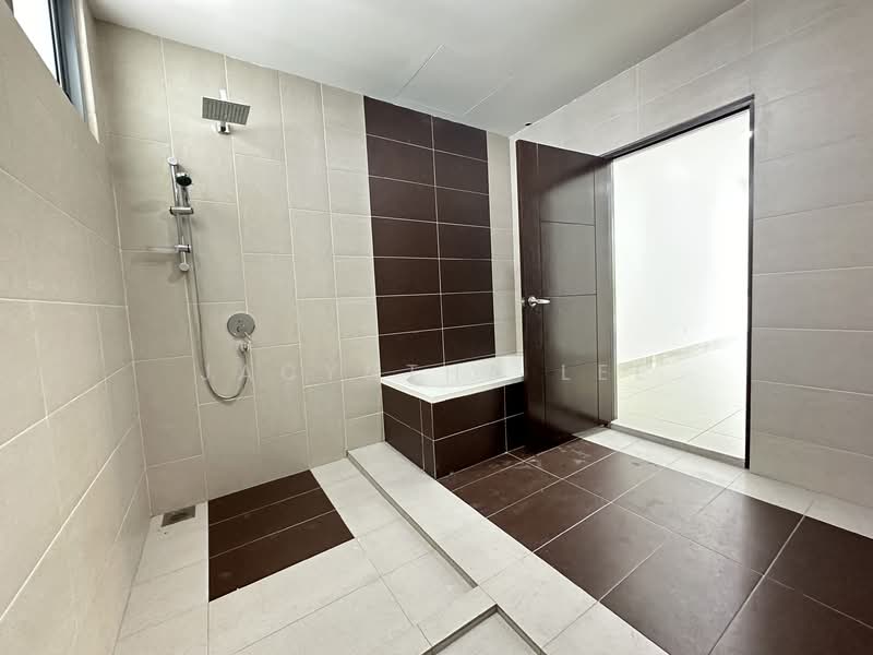 3-storey Terraced House for Sale in Sungai Ara (Penang) - Jacyntha Lee - Bathroom - PropertyGuru.com.my