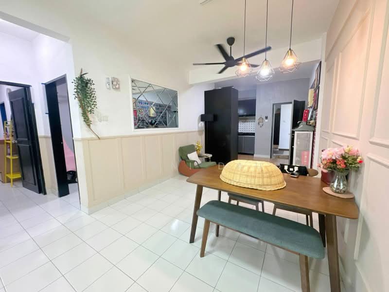 Apartment for Sale at Pangsapuri Selangorku Tiara South (RSKU) - Rohani Daud - Living Room - PropertyGuru.com.my