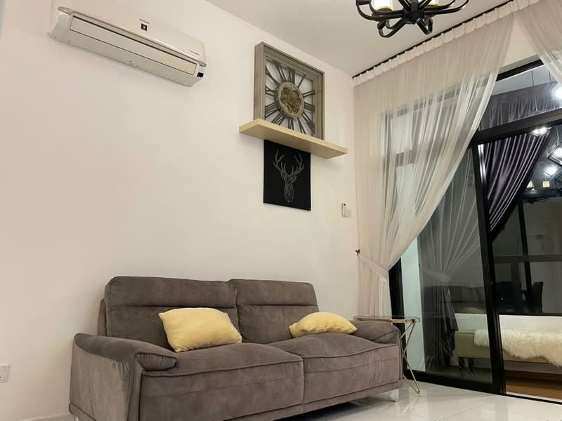 Condominium for Rent at Oasis - Mr Chee - Living Room - PropertyGuru.com.my