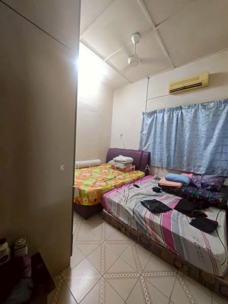 1-storey Terraced House for Rent in Taman Sri Skudai (Skudai) - Kun Chai - Bedroom - PropertyGuru.com.my