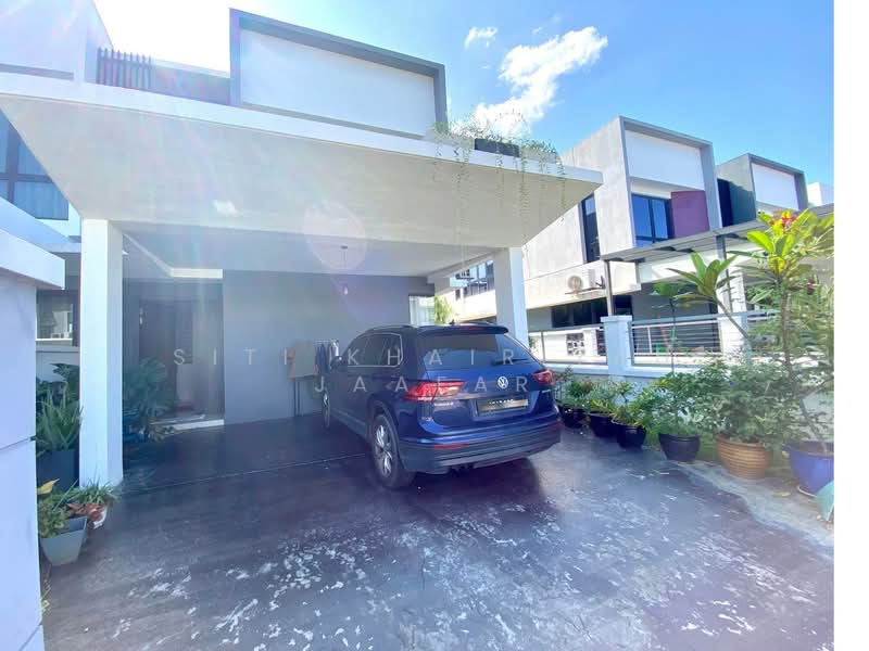 Rumah Teres 2 Tingkat untuk Dijual di U12, Taman Cahaya Alam (Shah Alam) - SITI KHAIRIYAH JAAFAR - Exterior - PropertyGuru.com.my