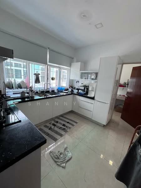 Rumah Teres 3 Tingkat untuk Dijual di Taman Taming Indah 2 (Bandar Sungai Long) - Shanny Tan - Kitchen - PropertyGuru.com.my