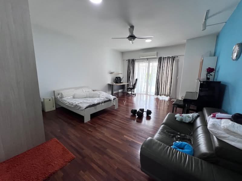 Rumah Teres 3 Tingkat untuk Dijual di Taman Taming Indah 2 (Bandar Sungai Long) - Shanny Tan - Bedroom - PropertyGuru.com.my