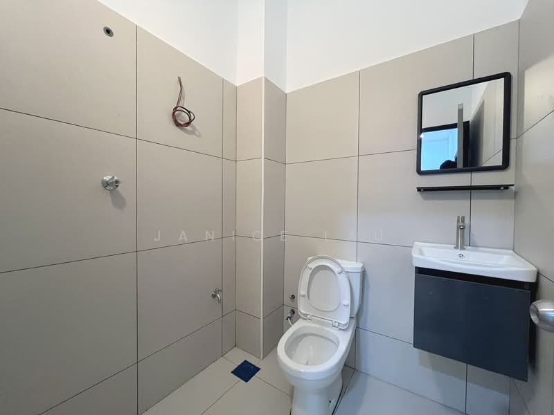 Rumah Teres untuk Dijual di Bandar Sungai Long (Selangor) - Janice Lau - Bathroom - PropertyGuru.com.my