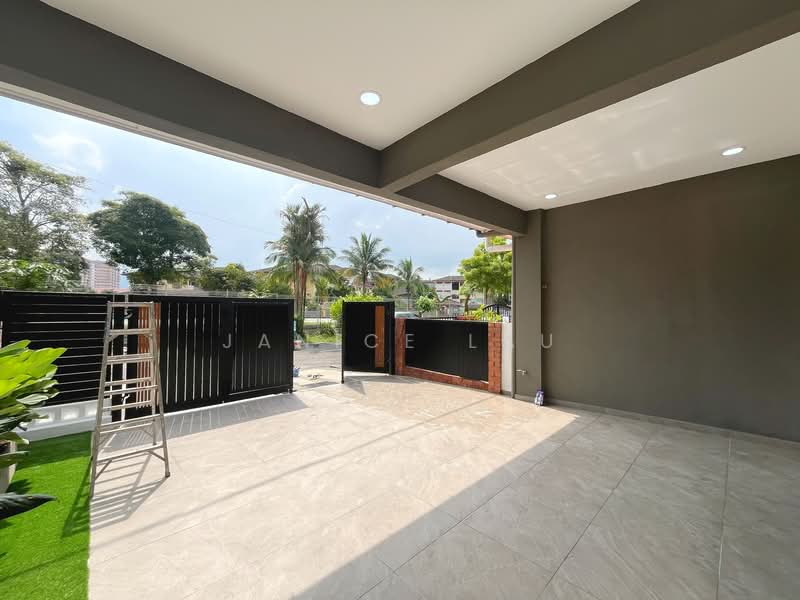 Rumah Teres untuk Dijual di Bandar Sungai Long (Selangor) - Janice Lau - Exterior - PropertyGuru.com.my