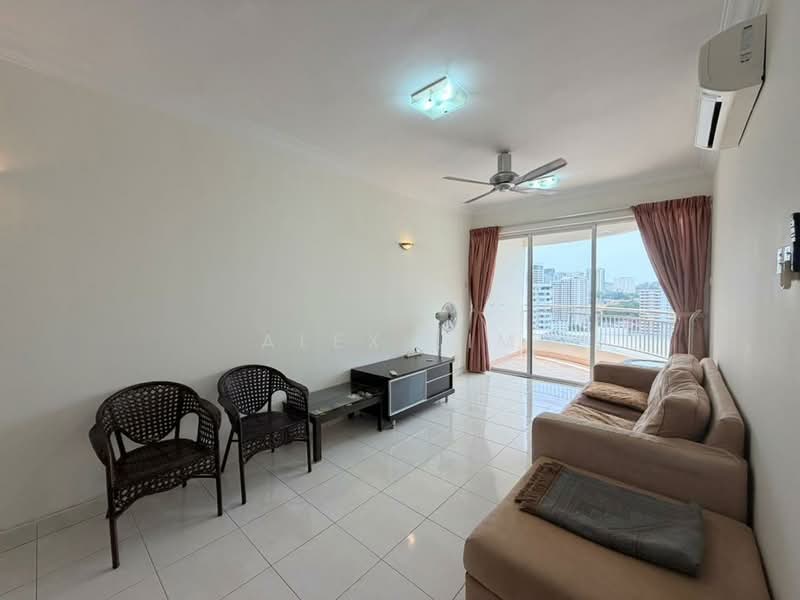 Kondominium untuk Disewa di Gurney Park Condominium - Alex Lim - Living Room - PropertyGuru.com.my