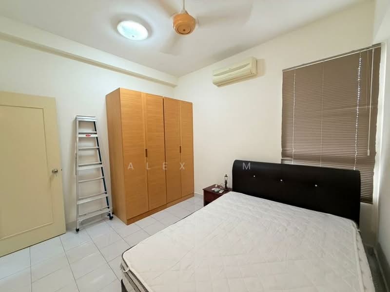 Kondominium untuk Disewa di Gurney Park Condominium - Alex Lim - Bedroom - PropertyGuru.com.my