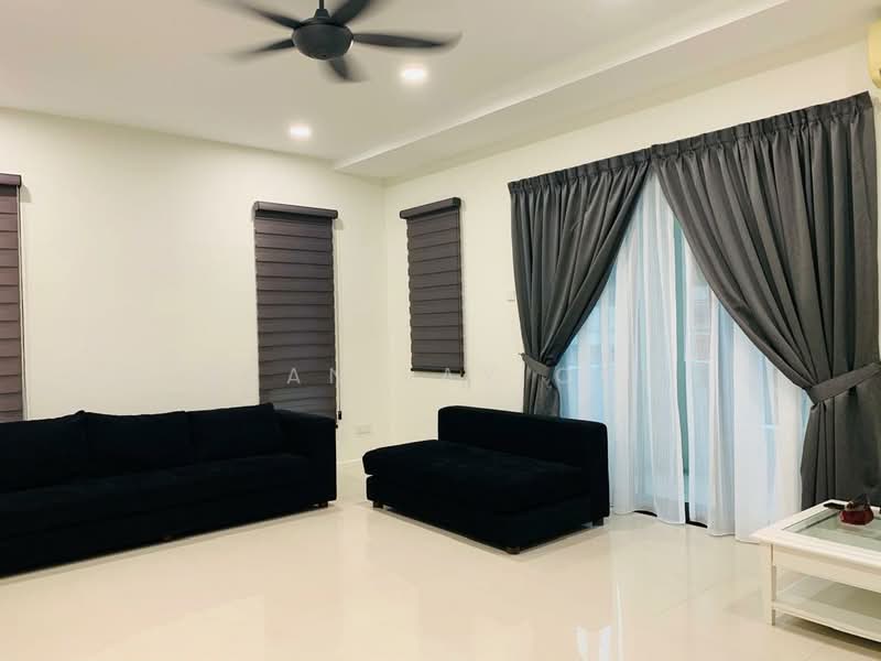 3-storey Terraced House for Sale in Tanjung Bungah (Penang) - Suan Lay Ooi - Living Room - PropertyGuru.com.my