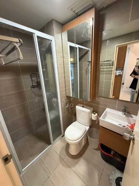 Servis Apartment untuk Disewa di Lexa Residence @ The Quartz WM - Jonathan Yeoh - Bathroom - PropertyGuru.com.my