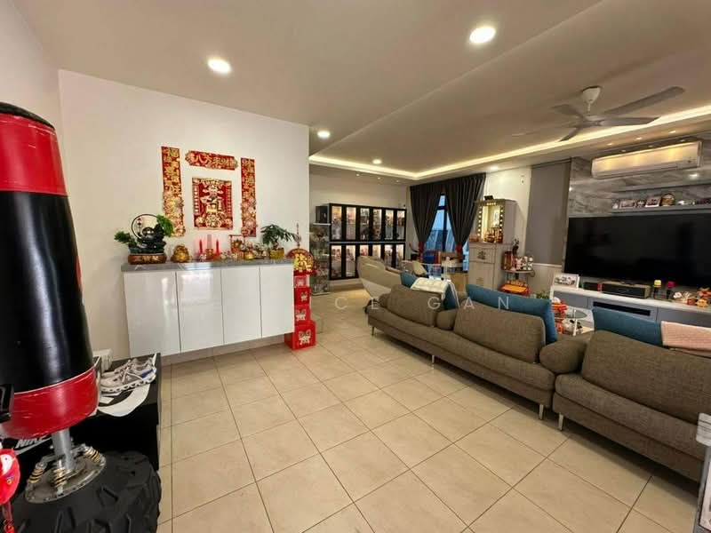 Cluster House for Sale in Austin Heights (Tebrau) - Bernice Gan - Living Room - PropertyGuru.com.my