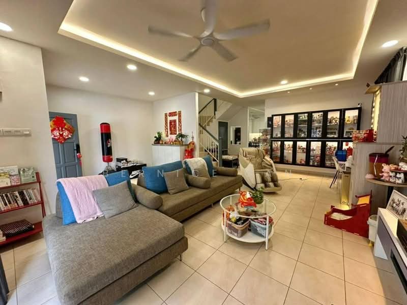 Cluster House for Sale in Austin Heights (Tebrau) - Bernice Gan - Living Room - PropertyGuru.com.my