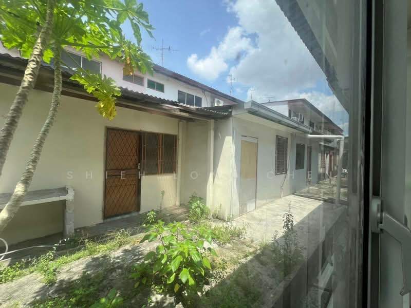 Rumah Teres 2 Tingkat untuk Dijual di Taman Desa Cemerlang (Ulu Tiram) - Shieh Long Chen - Exterior - PropertyGuru.com.my