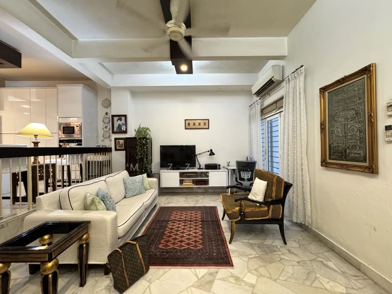 Rumah Teres 2 Tingkat untuk Dijual di Ampang (Kuala Lumpur) - Mezzie . - Living Room - PropertyGuru.com.my