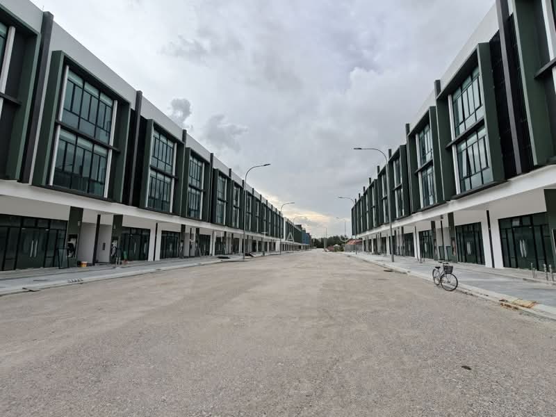 Shop / Office for Rent in Bandar Baru Permas Jaya (Permas Jaya) - JH Tang - Exterior - PropertyGuru.com.my