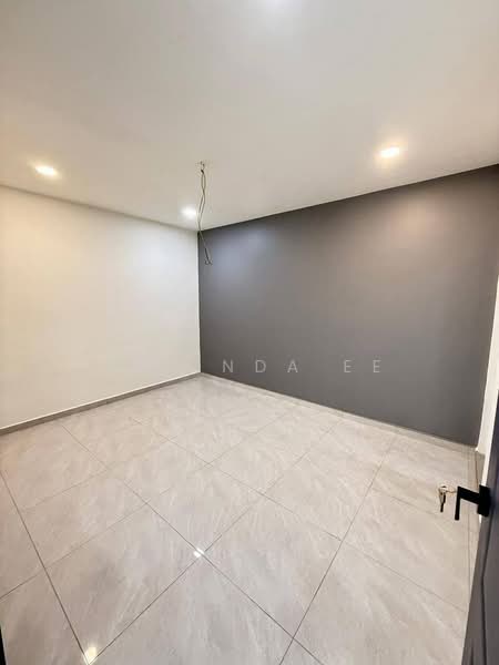 Untuk Dijual - Kampung Bahru