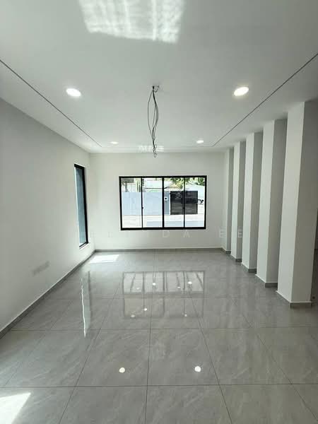Untuk Dijual - Kampung Bahru