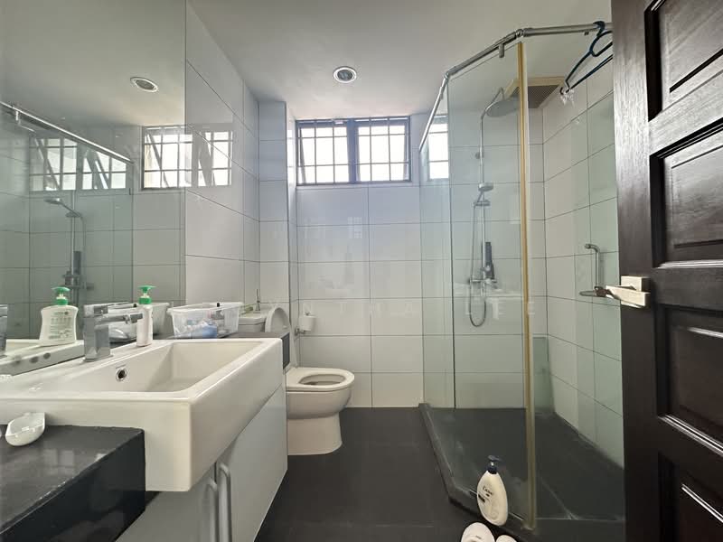 2-storey Terraced House for Sale in Sungai Ara (Penang) - Jacyntha Lee - Bathroom - PropertyGuru.com.my
