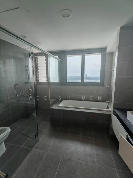 Condominium for Rent at Iskandar Residences - Yee Shiuen - Bathroom - PropertyGuru.com.my