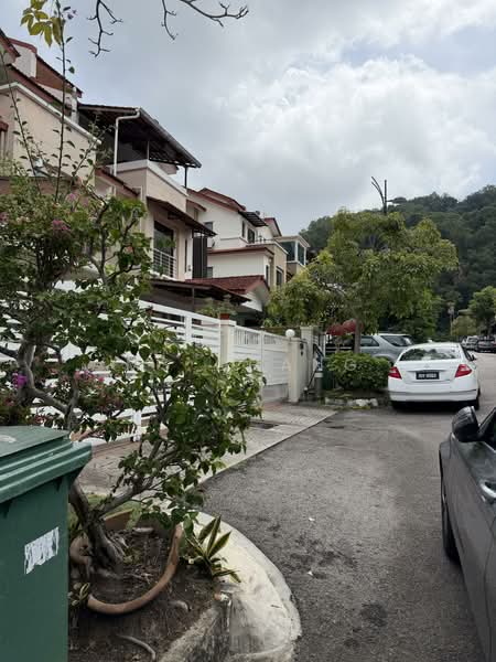 2.5-storey Terraced House for Sale in Bayan Lepas (Penang) - Ms Chang - Exterior - PropertyGuru.com.my