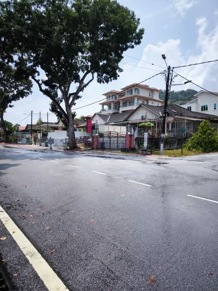 1-storey Terraced House for Sale in Tanjung Bungah (Penang) - Suan Lay Ooi - PropertyGuru.com.my