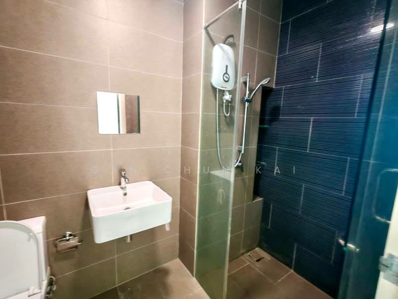 Kondominium untuk Disewa di Setia Sky Ville - Gan Chun Kai - Bathroom - PropertyGuru.com.my