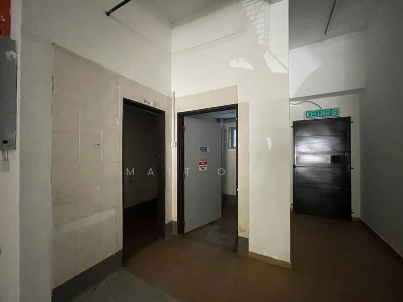 Shop for Rent in Seksyen 22 (Shah Alam) - Matt Ong - Corridor - PropertyGuru.com.my