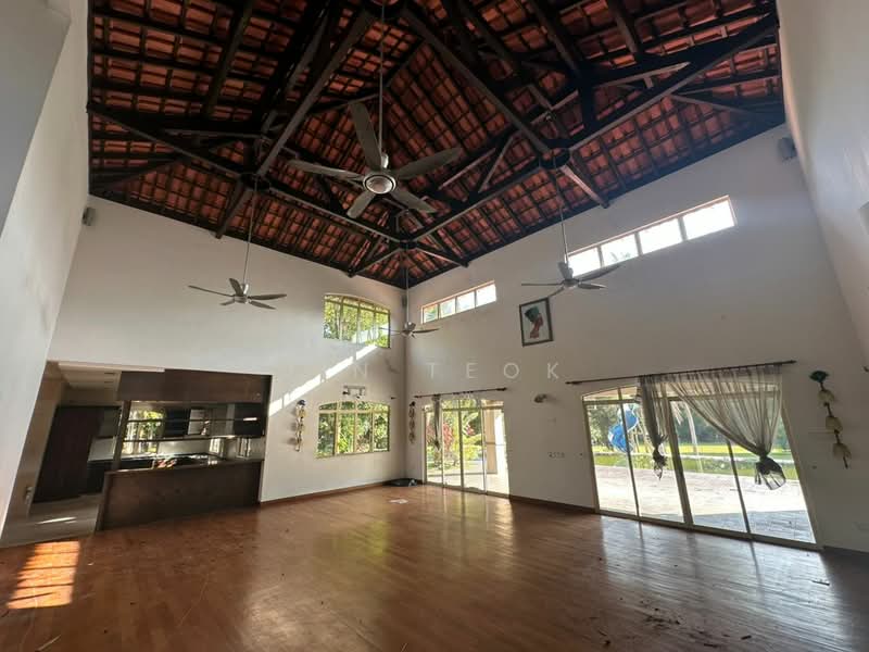 Rumah Banglo untuk Dijual di Leisure Farm (Gelang Patah) - Jin Teok - Living Room - PropertyGuru.com.my
