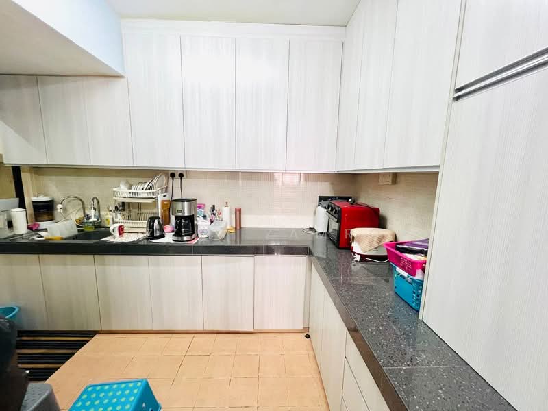 Condominium for Sale at Bayu Tasik 2 - Izzat Zamros - Kitchen - PropertyGuru.com.my