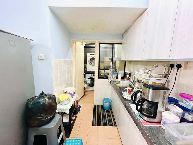 Condominium for Sale at Bayu Tasik 2 - Izzat Zamros - Kitchen - PropertyGuru.com.my