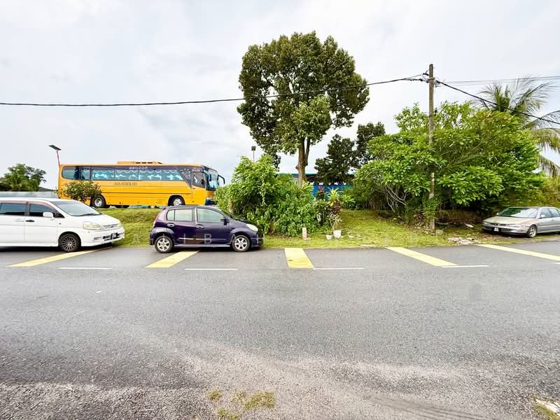 1-storey Terraced House for Sale in Taman Sungai Jelok (Kajang) - Najibah Sahari - Exterior - PropertyGuru.com.my